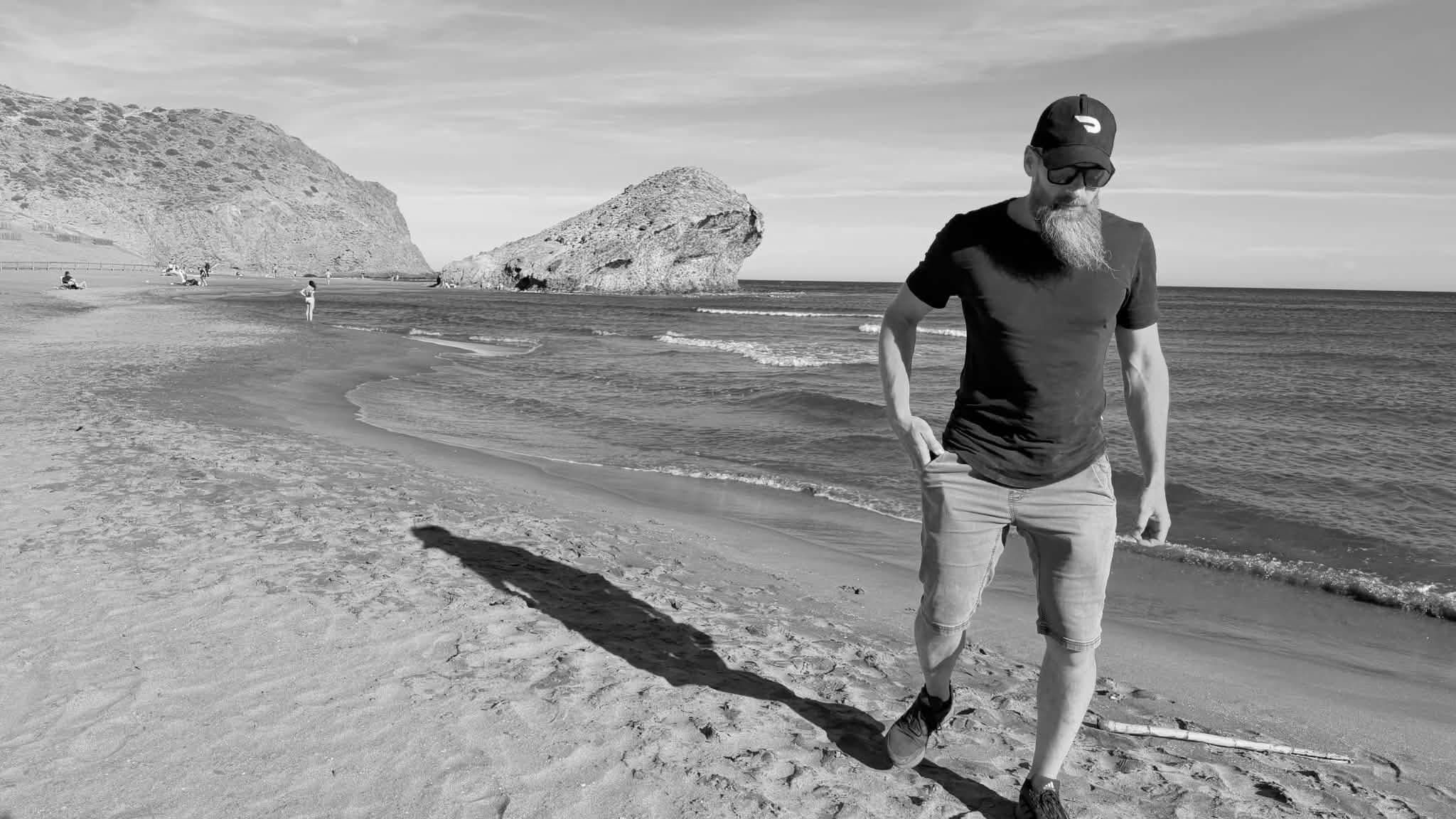 Paulius at Playa de Mónsul.